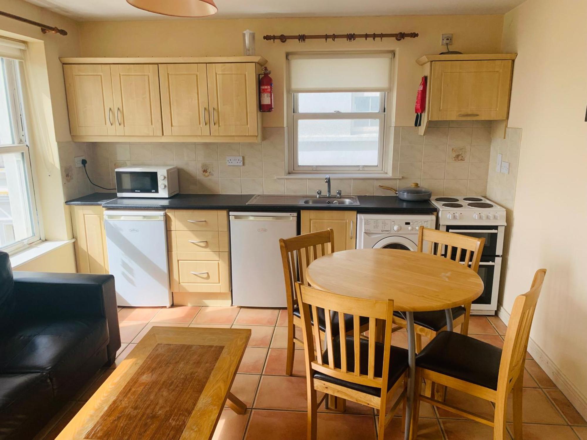 Sea View Flat Cobh Apartment Ngoại thất bức ảnh